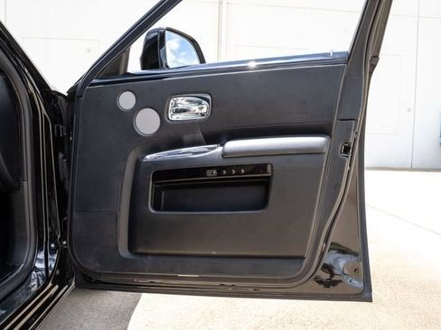 Used 2013 Rolls-Royce Ghost RWD image 31