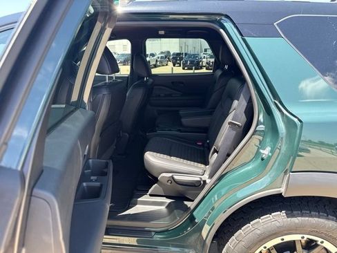 Used 2024 Nissan Pathfinder Rock Creek AWD/4WD image 28