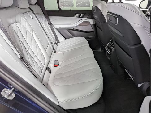 Used 2025 BMW X5 xDrive40i w/ Executive Package AWD/4WD image 45