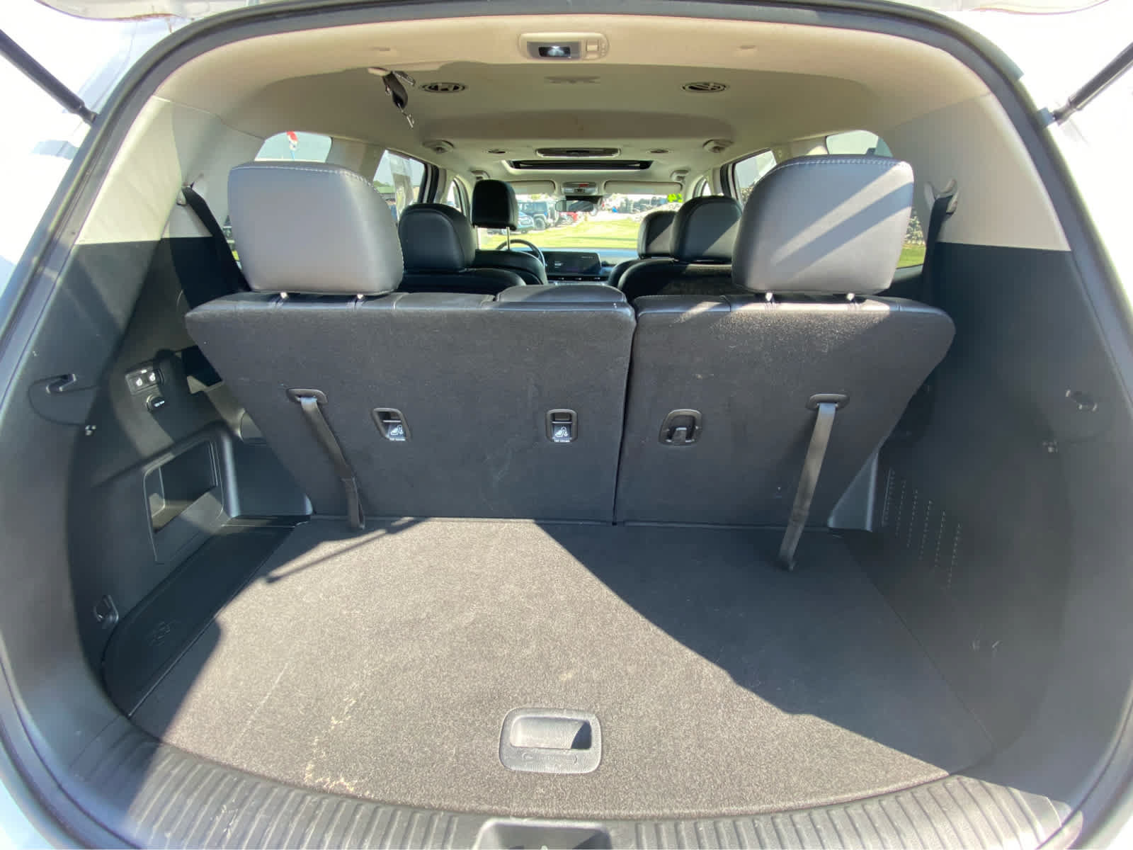Used 2024 Kia Telluride S w/ S Sunroof Package FWD image 10