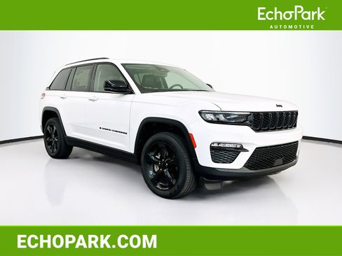 Used 2023 Jeep Grand Cherokee Limited w/ Black Appearance Package image 1