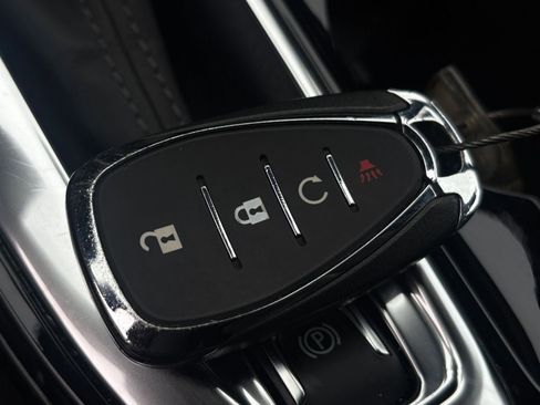 Used 2025 Chevrolet Trax LT w/ LT Convenience Package image 30