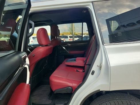 Used 2023 Lexus GX 460 Premium w/ Premium Plus Package AWD/4WD image 7