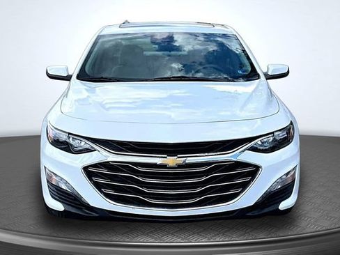 Used 2024 Chevrolet Malibu LT FWD image 2