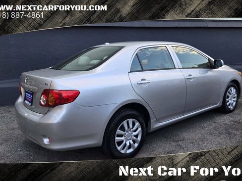Used 2010 Toyota Corolla LE FWD image 6
