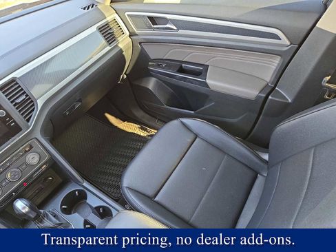 Used 2021 Volkswagen Atlas SE w/ Panoramic Sunroof Package image 15