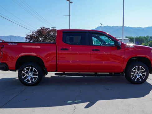 Used 2020 Chevrolet Silverado 1500 LT Trail Boss AWD/4WD image 9