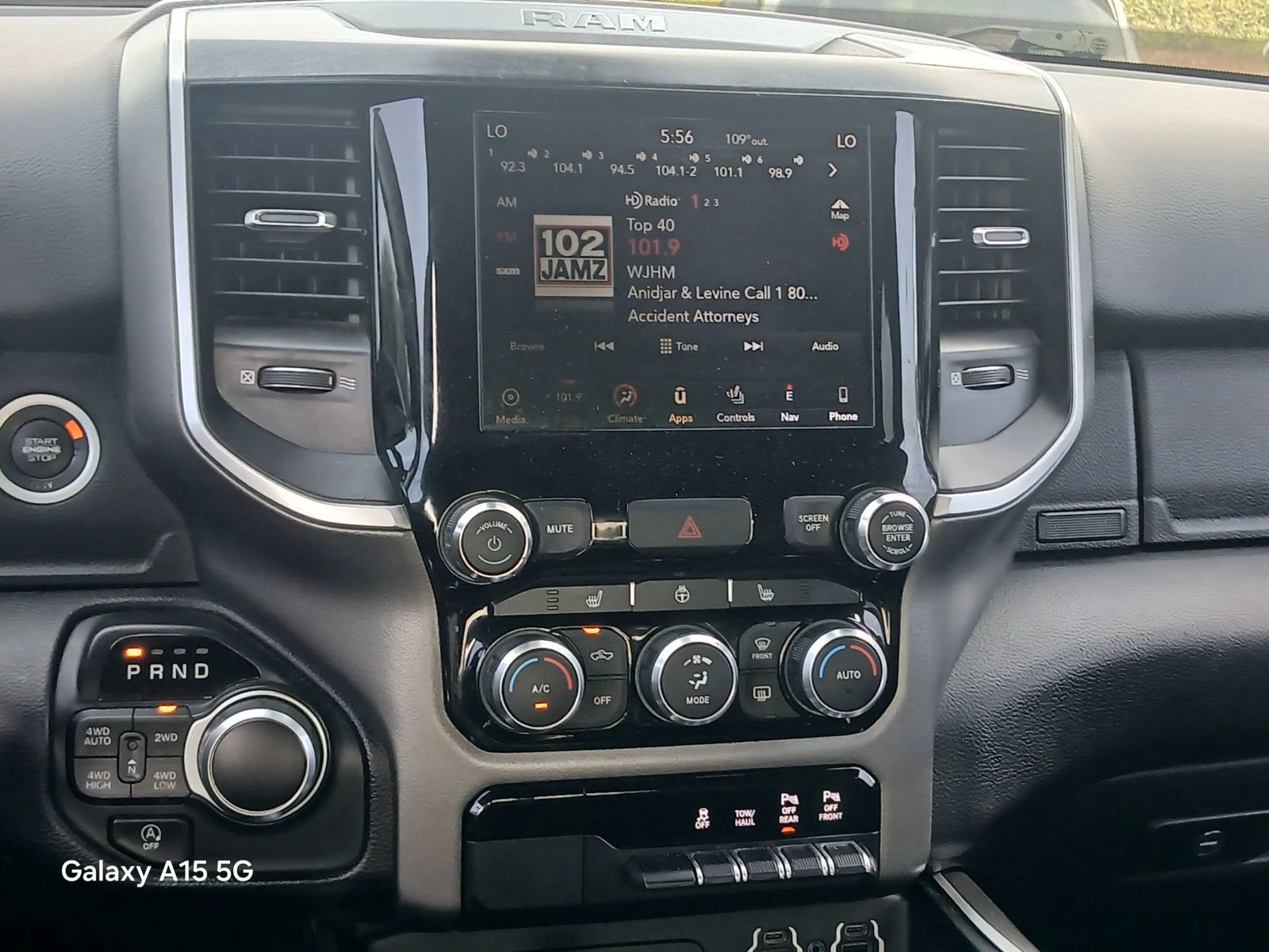 Used 2019 RAM 1500 Big Horn AWD/4WD image 25