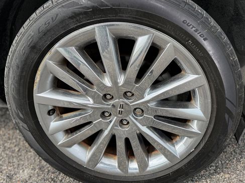 Used 2011 Lincoln MKX 2WD w/ 102A Rapid Spec Order Code image 21