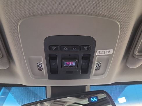 Used 2018 Toyota Camry XSE image 27