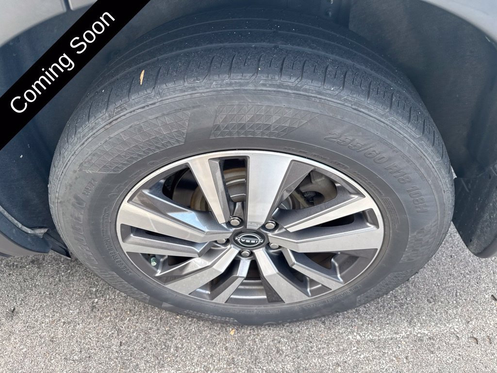 Used 2022 Nissan Pathfinder SL w/ SL Black Package FWD image 21