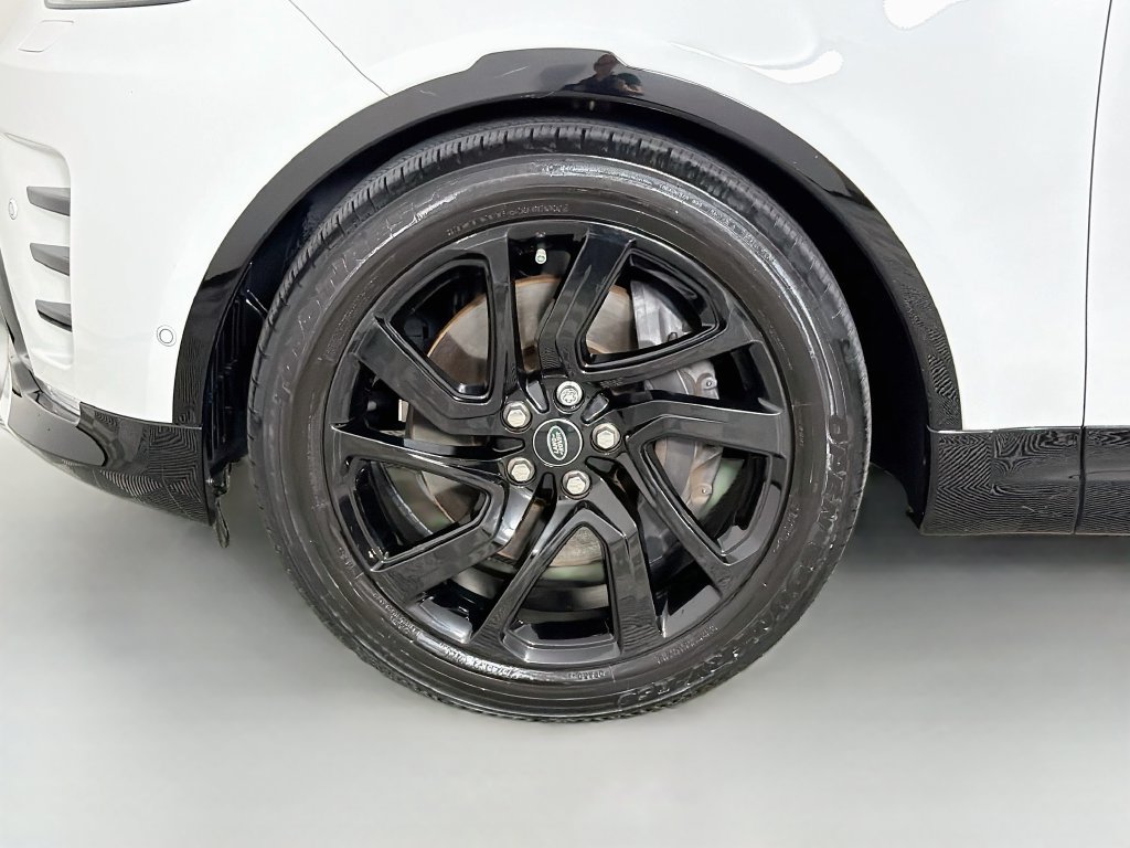 Certified 2023 Land Rover Discovery S R-Dynamic AWD/4WD image 33