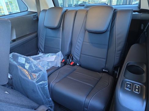 Certified 2026 Mercedes-Benz GLS 450 4MATIC image 13