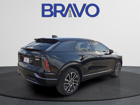 New 2025 Cadillac Optiq Sport 1 image 4