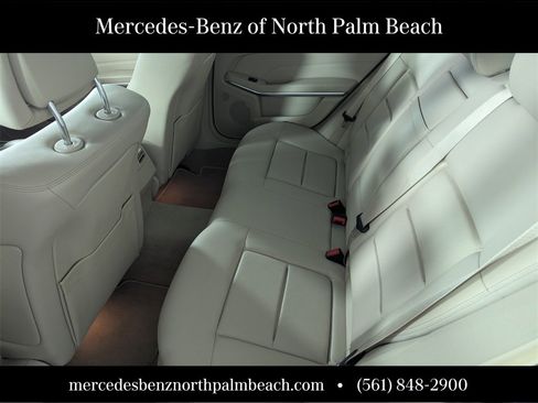Used 2016 Mercedes-Benz E 350 4MATIC Wagon image 12