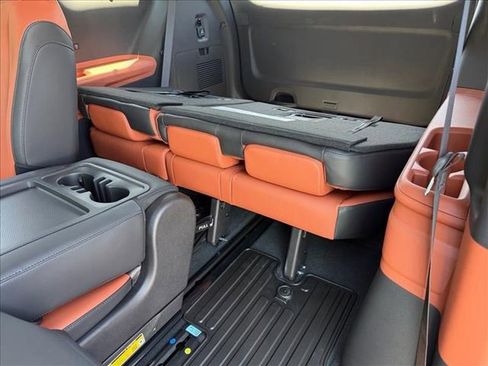 New 2026 Kia Carnival SX FWD image 15