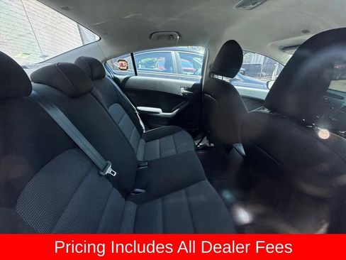 Used 2017 Kia Forte LX FWD image 4