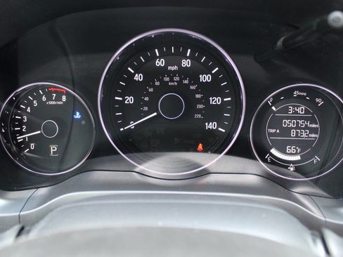 Used 2022 Honda HR-V Sport image 11