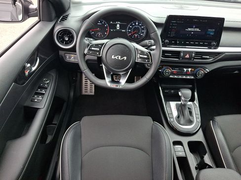 Certified 2024 Kia Forte GT-Line FWD image 11