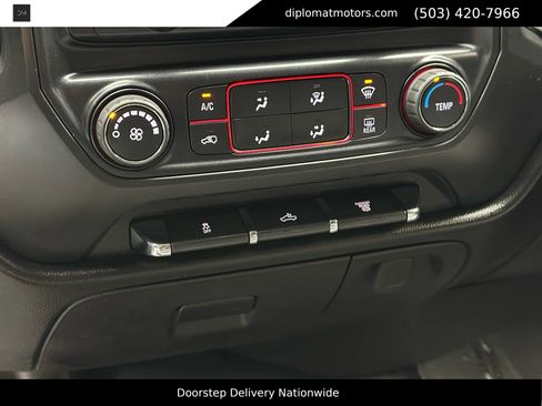 Used 2016 GMC Sierra 2500 4x4 Crew Cab image 25