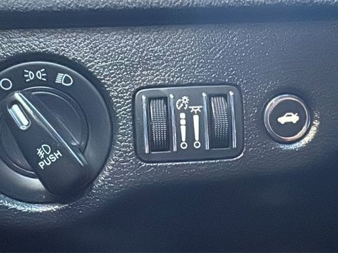 Used 2020 Dodge Charger R/T image 18