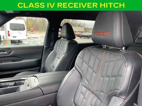 Used 2025 Nissan Armada PRO-4X image 13