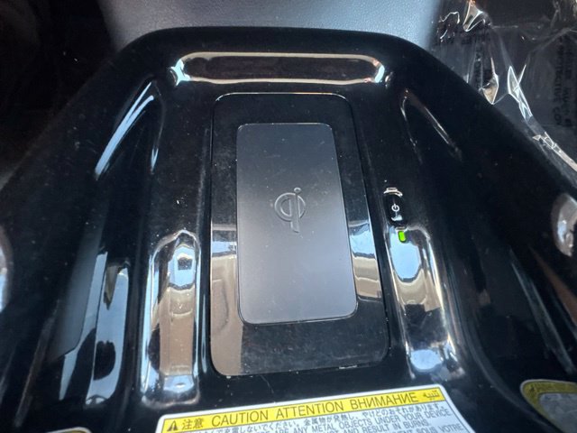 Used 2017 Toyota Prius Three w/ Carpet Mat Package FWD image 25