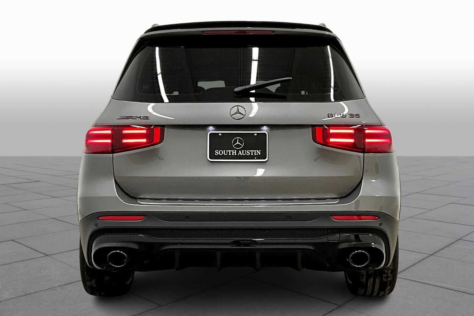 Certified 2025 Mercedes-Benz GLB 35 AMG 4MATIC image 4