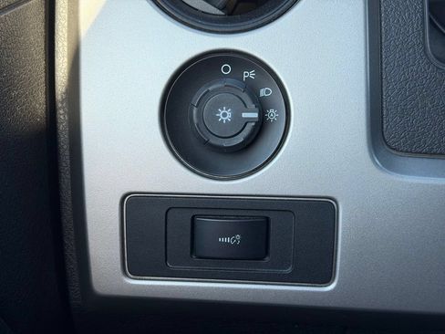 Used 2014 Ford F150 Raptor w/ Equipment Group 801A Luxury AWD/4WD image 6