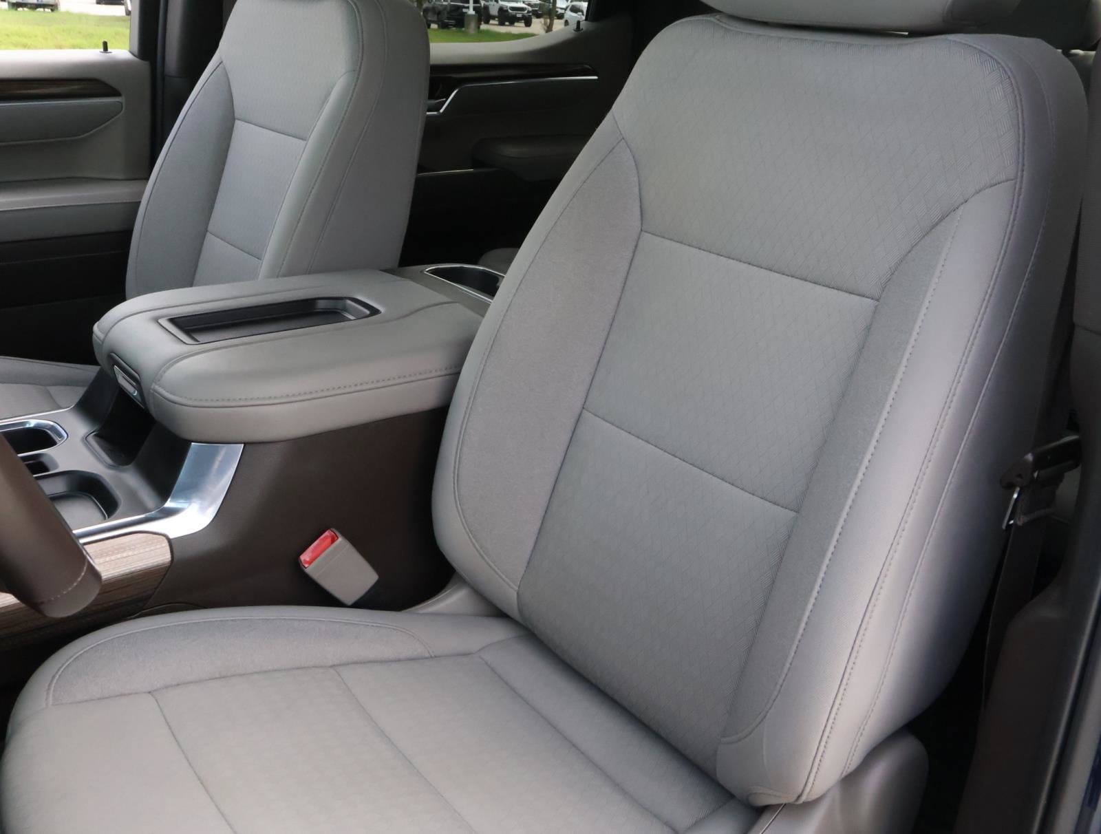 Used 2022 Chevrolet Silverado 1500 LT RWD image 14