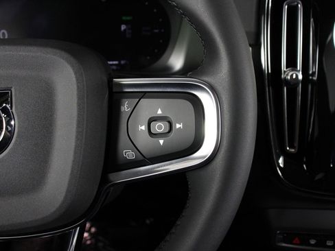 Certified 2023 Volvo C40 P8 Recharge Plus AWD/4WD image 11