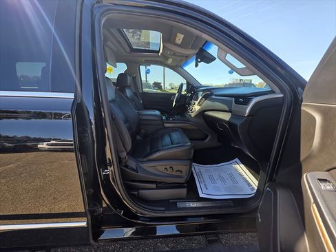 Used 2018 GMC Yukon Denali AWD/4WD image 8