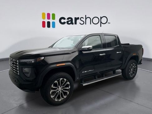 Used 2024 GMC Canyon Denali image 1