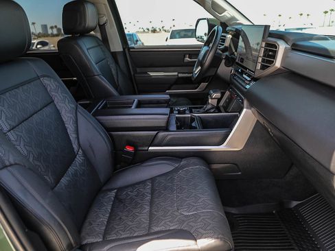 Used 2023 Toyota Tundra Limited AWD/4WD image 16