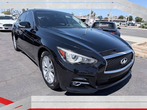 Used 2016 INFINITI Q50 3.0t Premium w/ Driver Assistance Package RWD image 4
