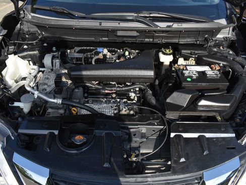 Used 2018 Nissan Rogue S AWD/4WD image 25