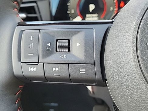 New 2025 Nissan Kicks SR w/ SR Premium Package image 28