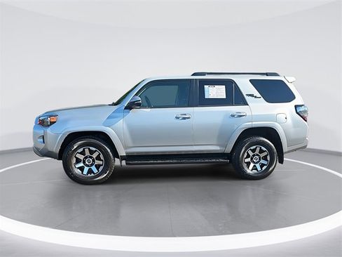 Used 2021 Toyota 4Runner TRD Off-Road Premium image 6