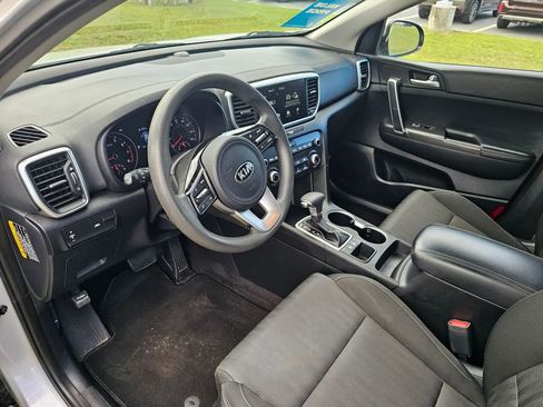 Used 2021 Kia Sportage LX FWD image 15