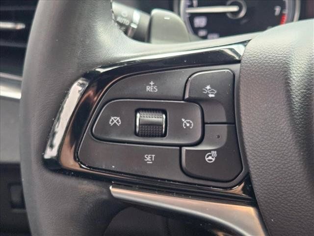 Used 2024 Buick Enclave Essence w/ Technology Package FWD image 13