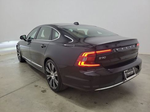 Certified 2023 Volvo S90 B6 Ultimate w/ Lounge Package image 7