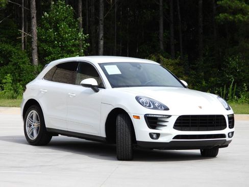 Used 2017 Porsche Macan S AWD/4WD image 6