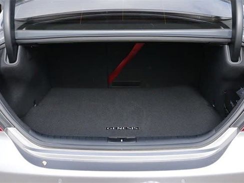 Used 2025 Genesis G70 3.3T Advanced w/ Sport Prestige Package image 28