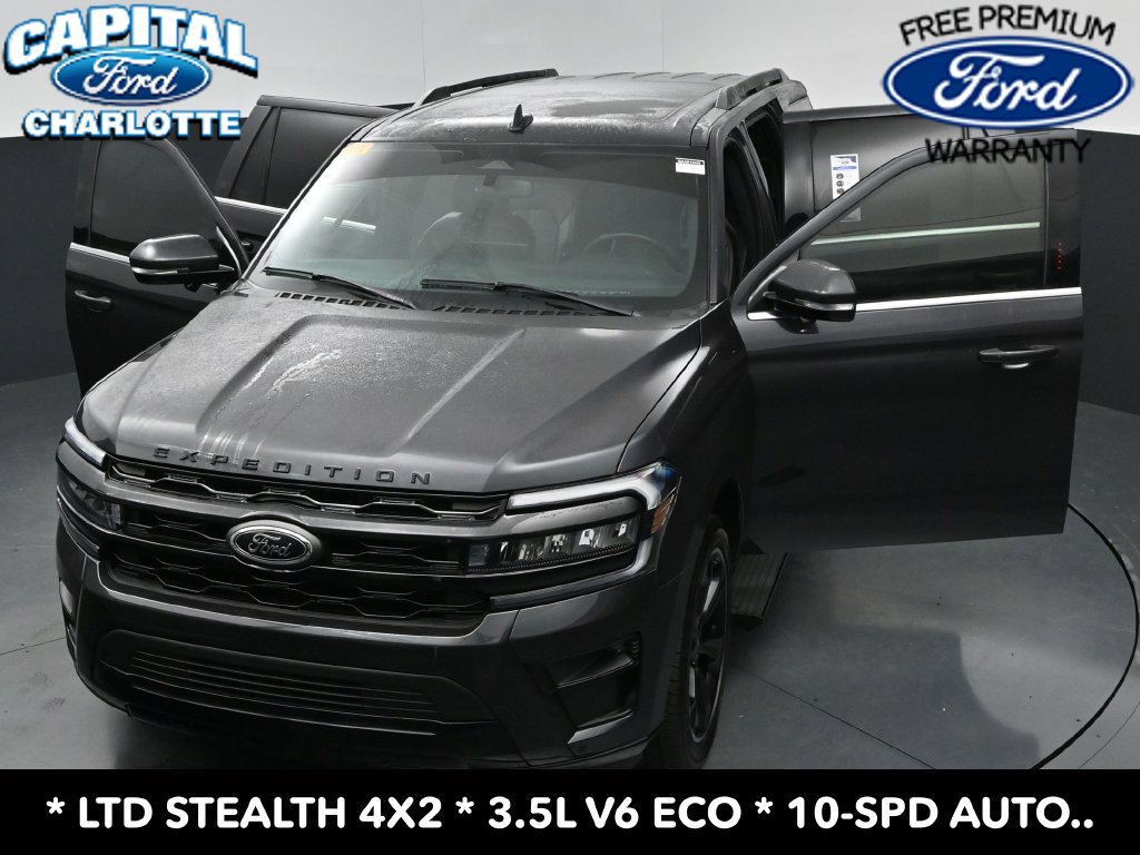 Used 2024 Ford Expedition Limited RWD image 40