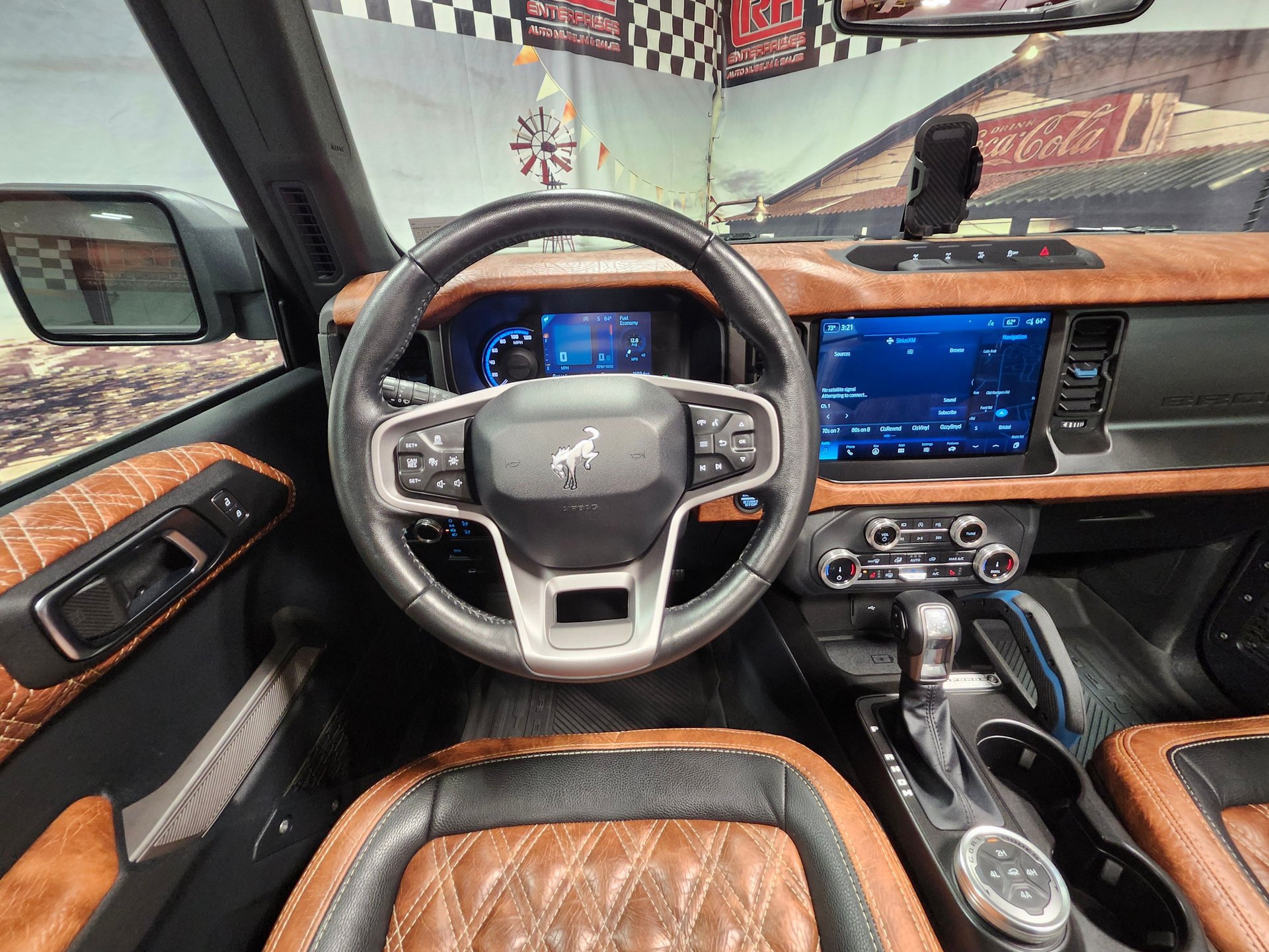 Used 2022 Ford Bronco Wildtrak AWD/4WD image 12