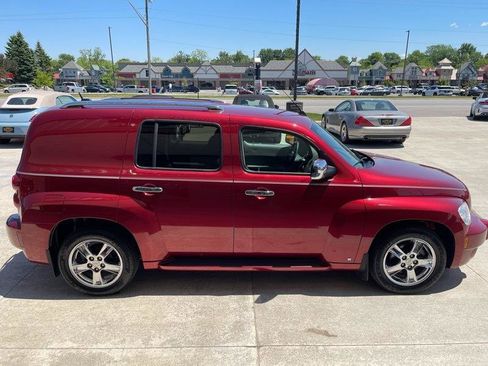 Used 2008 Chevrolet HHR LT FWD image 9