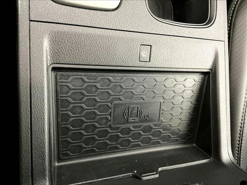 Used 2025 Nissan Frontier SL AWD/4WD image 38
