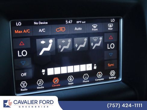 Used 2019 Jeep Grand Cherokee Laredo RWD image 21