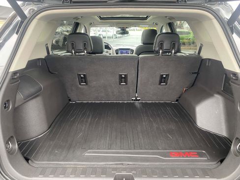 Used 2018 GMC Terrain Denali w/ Driver Alert Package II image 10