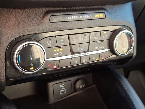 Used 2022 Ford Escape SE w/ Convenience Package image 25